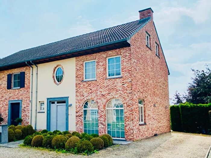 Maison 12 pièces à louer à Heksenheide, Kuringen
