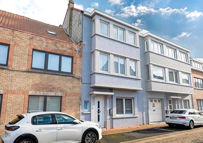 Antwerpenstraat, Bredene : Maison 1 pièce à vendre