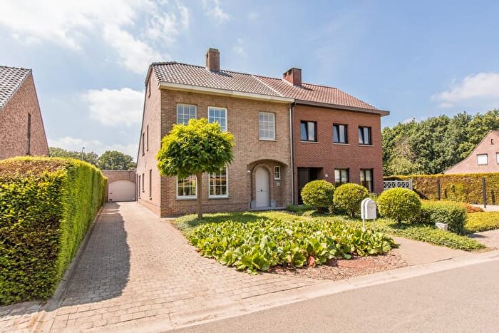 Maison 11 pièces à Smoutmolendreef, Nijlen, à vendre