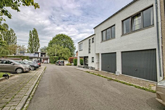 Maison 4 pièces à vendre à Rue des Bruyères, Jambes