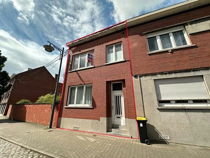 Avenue du Champ de Bataille, Mons Jemappes - Maison 2 pièces à vendre