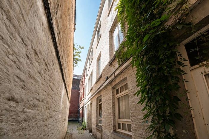 Maison 2 pièces à vendre - Rue SaintLéonard, Liège