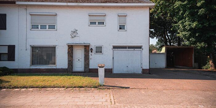 Maison 4 pièces à vendre à Herentalsesteenweg, Herenthout