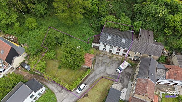 Rue de l'Amérique, Couillet - Maison 4 pièces à vendre