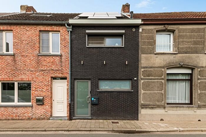 Handelsstraat, Essen : Maison 3 pièces à vendre