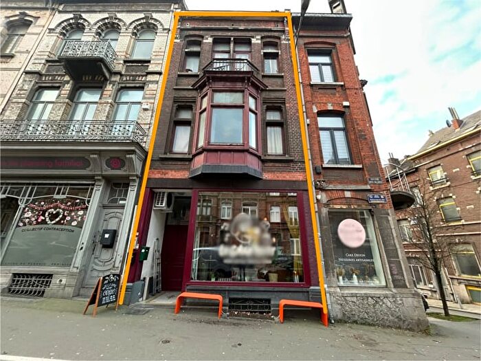 Maison 5 pièces à Avenue des Alliés, Charleroi, à vendre