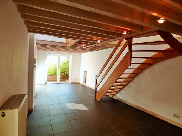 Avenue Edmond Leburton, A : Appartement 1 pièce à louer
