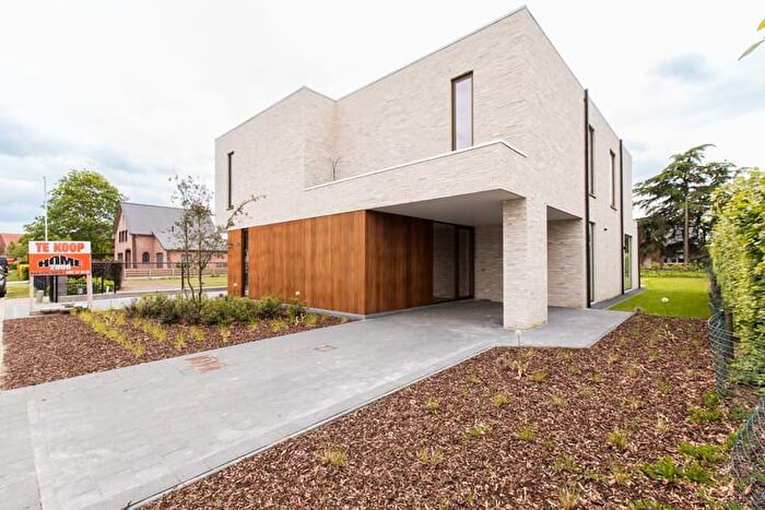 Maison 11 pièces à Boudewijnlaan, A, à vendre