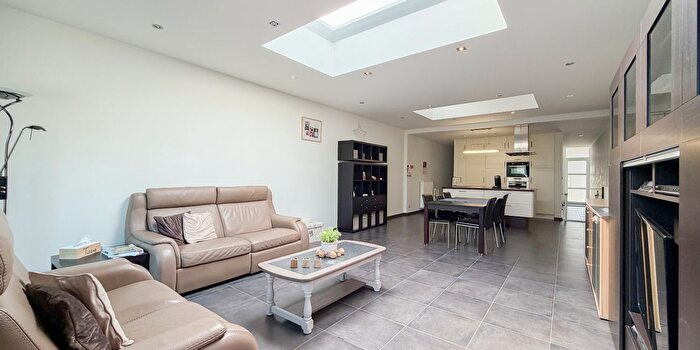 Berchemstraat, Berchem : Maison 3 pièces à vendre