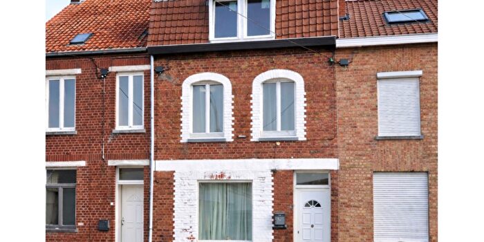 Maison 4 pièces à Moeskroensesteenweg, Aalbeke, à vendre