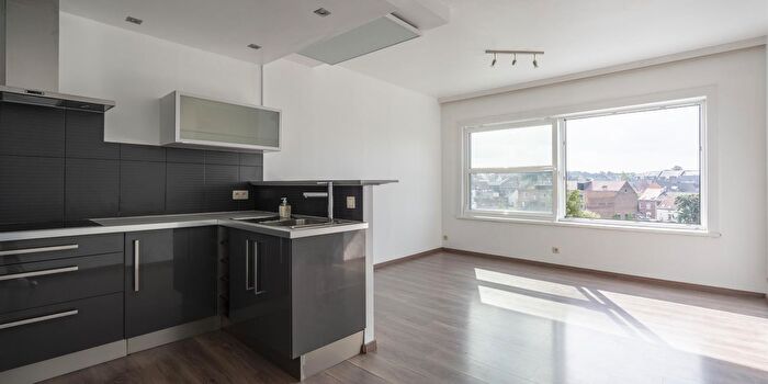 rue sainte anne, BrainelAlleud : Appartement 2 pièces à vendre