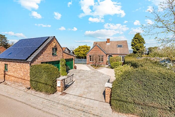 Maison 4 pièces à vendre à Akkerstraat, Lochristi
