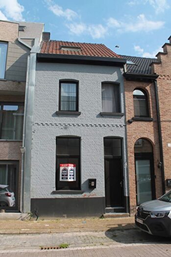 Maison 4 pièces à Hogenakkerstraat, SintNiklaas, à vendre