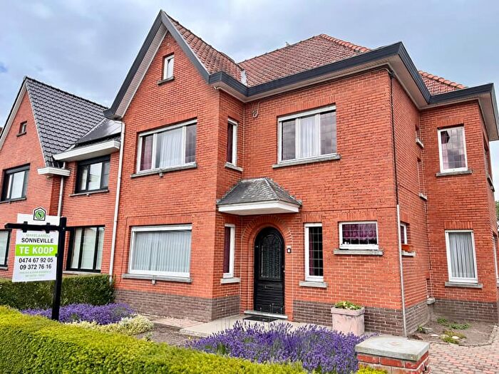 Maison 3 pièces à Azaleastraat, Lievegem, à vendre
