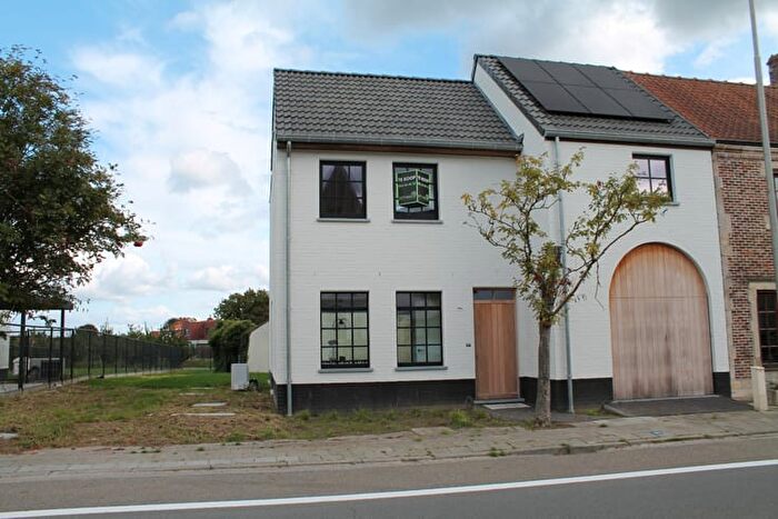 Maison 1 pièce à vendre à Markegemstraat, Lot