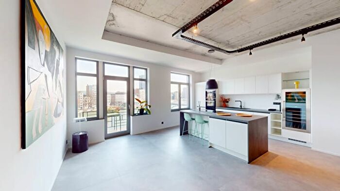 Quai Sur Meuse, Liège : Appartement 3 pièces à vendre