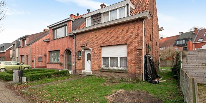 Maison 3 pièces à Jan Moonsstraat, Wommelgem, à vendre
