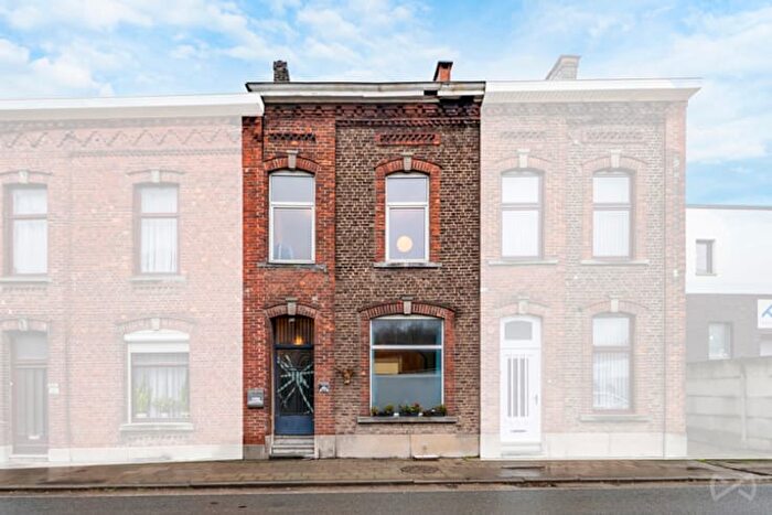 Maison 11 pièces à vendre - Avenue Emile Vandervelde, Bouffioulx