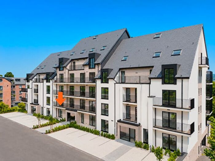 Route de Balmoral, Spa : Appartement 2 pièces à vendre
