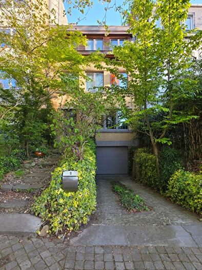 Maison 6 pièces à Avenue Hanlet, HEUSY, à vendre