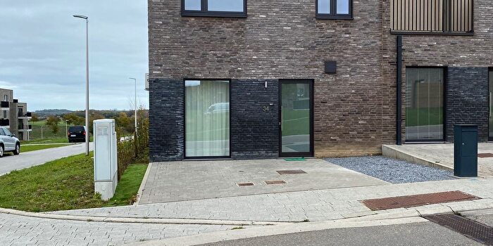 Op het Heysterveld, Tongeren : Maison 3 pièces à louer