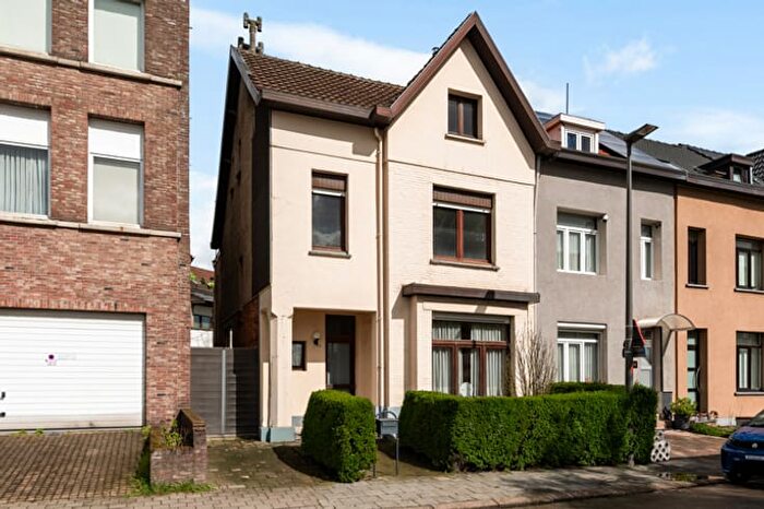 Ten Eekhovelei, Antwerpen Deurne - Maison 8 pièces à vendre