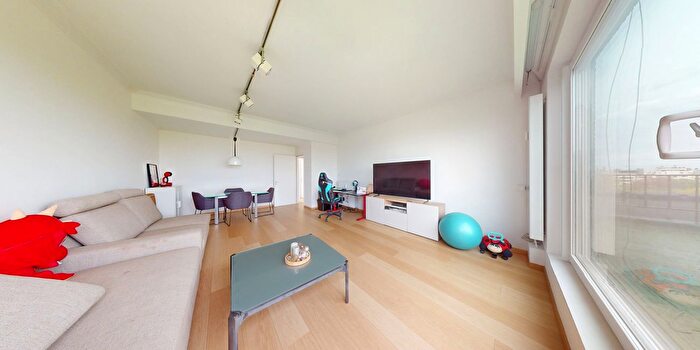 Appartement 2 pièces à louer - Van Eycklei, Antwerpen