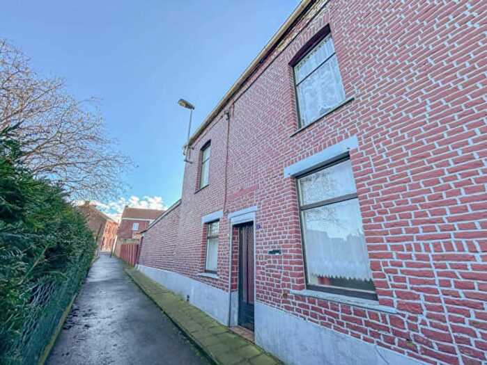 Maison 2 pièces à Sentier Dewitte, Trazegnies, à vendre