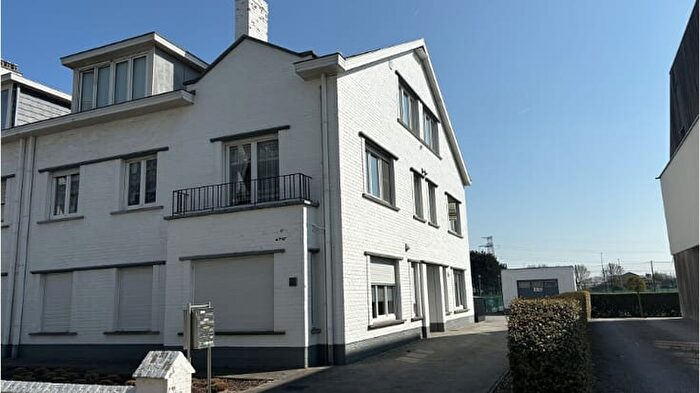 Brusselstraat, Zeebrugge : Appartement 6 pièces à louer