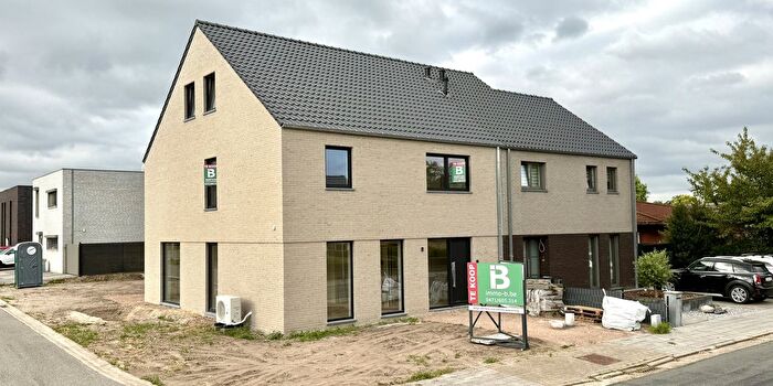 Maison 5 pièces à Snoepluststraat, Overpelt, à vendre
