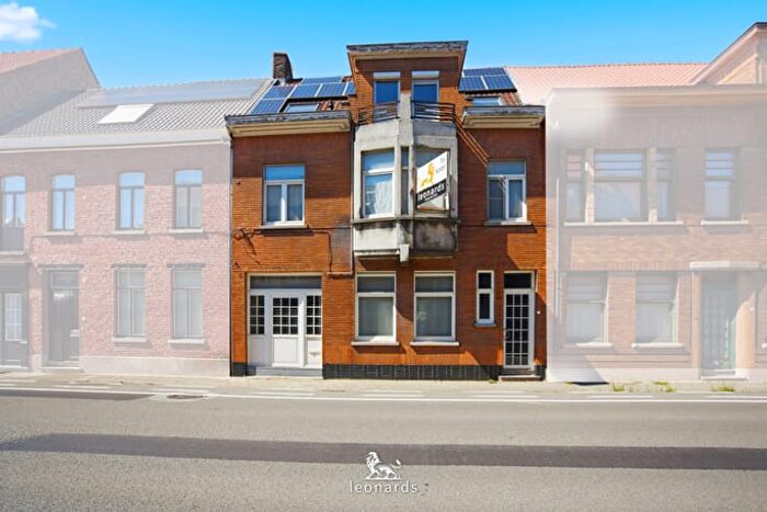Maison 5 pièces à vendre - Meensesteenweg, Kortrijk Bissegem