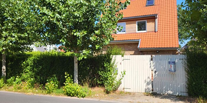 Maison 2 pièces à Hugo Verriestlaan, Oostduinkerke, à louer