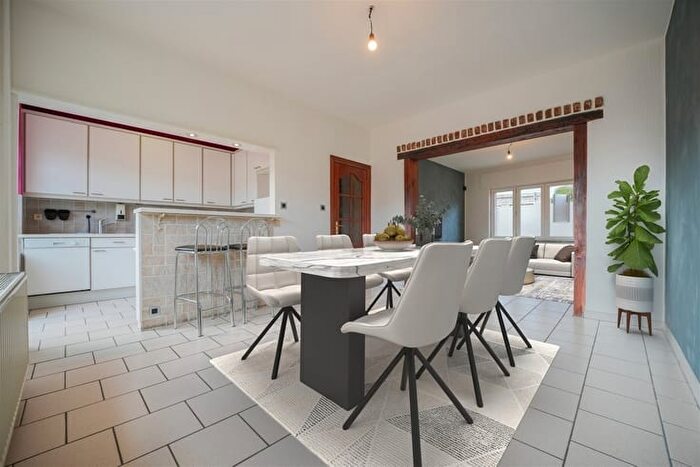 Rue Rogivaux, VOTTEM - Maison 3 pièces à vendre