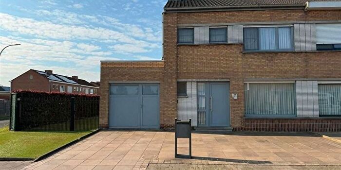 Maison 3 pièces à vendre à Lendakkerlaan, Lauwe
