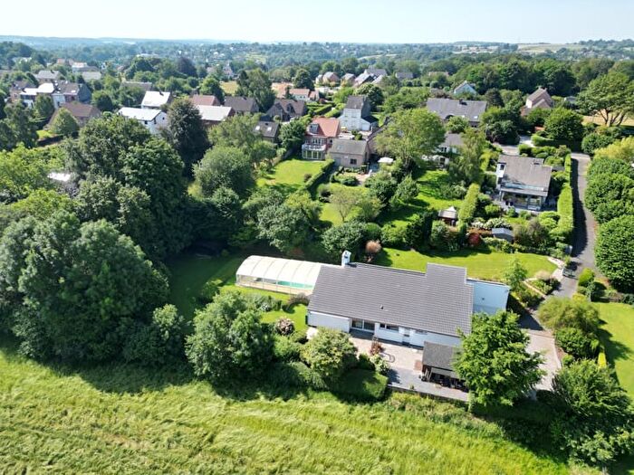 Maison 4 pièces à vendre à Avenue Lambermont, LIMELETTE
